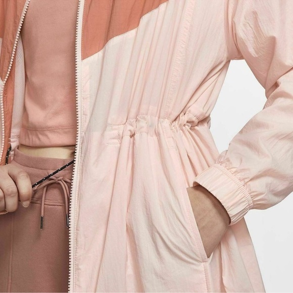 Nike Sportwear Windrunner Trench Coat - Picture 2 of 9